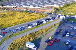 L'intersection de Central Street et de Stroiteley Avenue. Webcams Kudrovo