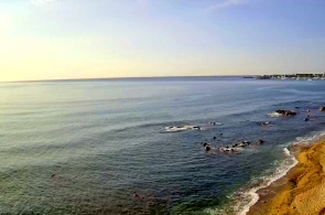 Vue sur la baie et la plage. Webcams en direct Giardini-Naxos en ligne