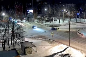 Carrefour des rues Lénine et Kalinine. Webcams de Salavat