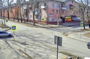 Carrefour des rues Gorno-Altaiskaya et du 8 Mars. Webcams de Biïsk
