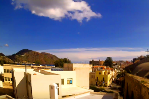 Vue sur le Centre et le Château du Mont Rose. Webcams en direct Lipari