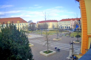 Place de la Liberté. Webcams Komarom en ligne
