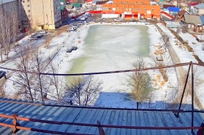Microdistrict GlassVodskaya. Étang. Les webcam peuvent être en ligne