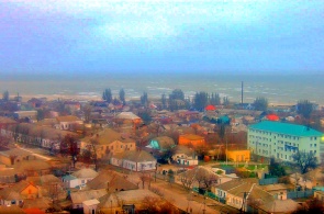Vue sur le port et l'Arabat Spit. Webcams Genichesk