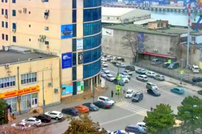 Carrefour rue. Ledneva et st. Paix. Webcams Novorossiisk