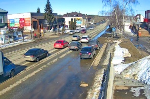 Rue Mozhginskaya. Marché. Webcams Mozhga en ligne