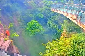 Pont de verre de la cascade Xiaowulai (aperçu). Webcams Taoyuan